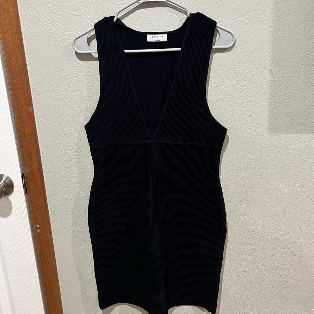 Babaton Black V-Neck Ribbed Dress Great Quality Size XL EUC Like New